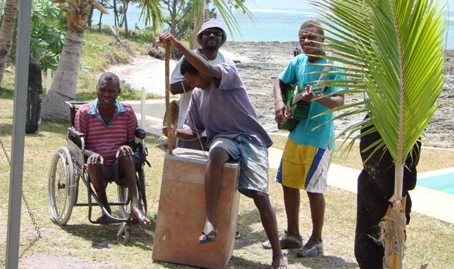 This very musically gifted local village band entertained us at lunch © BW Media
